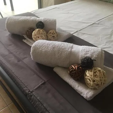 Apartament By The Train Station 2 Larissa